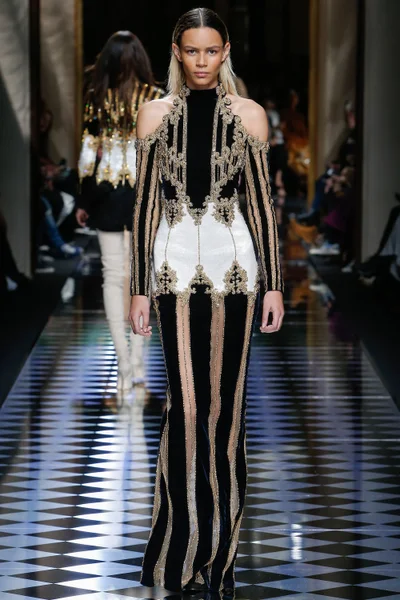 Look 56